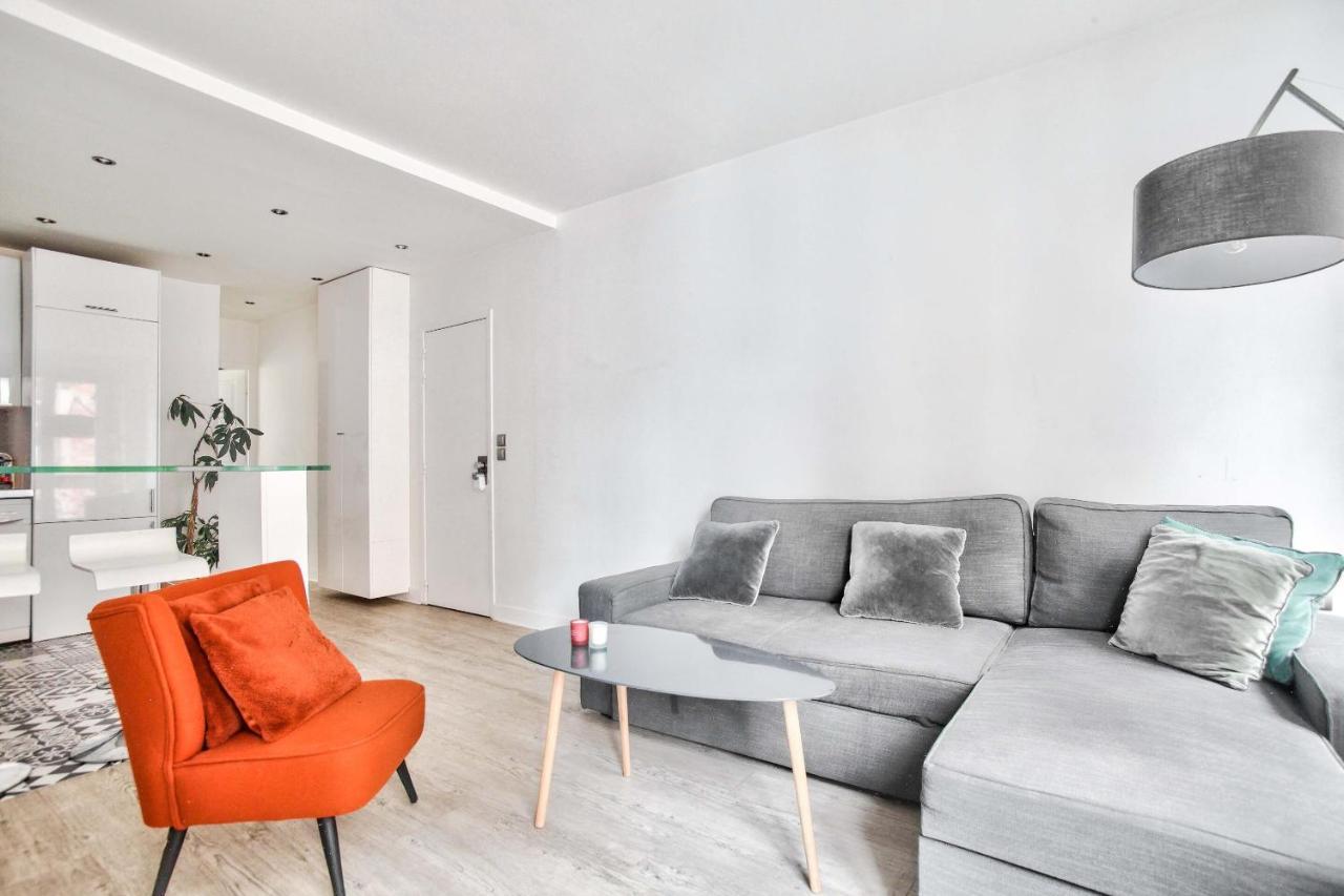 Appartement Quartier Tour Eiffel Free Netflix Paris Exteriör bild