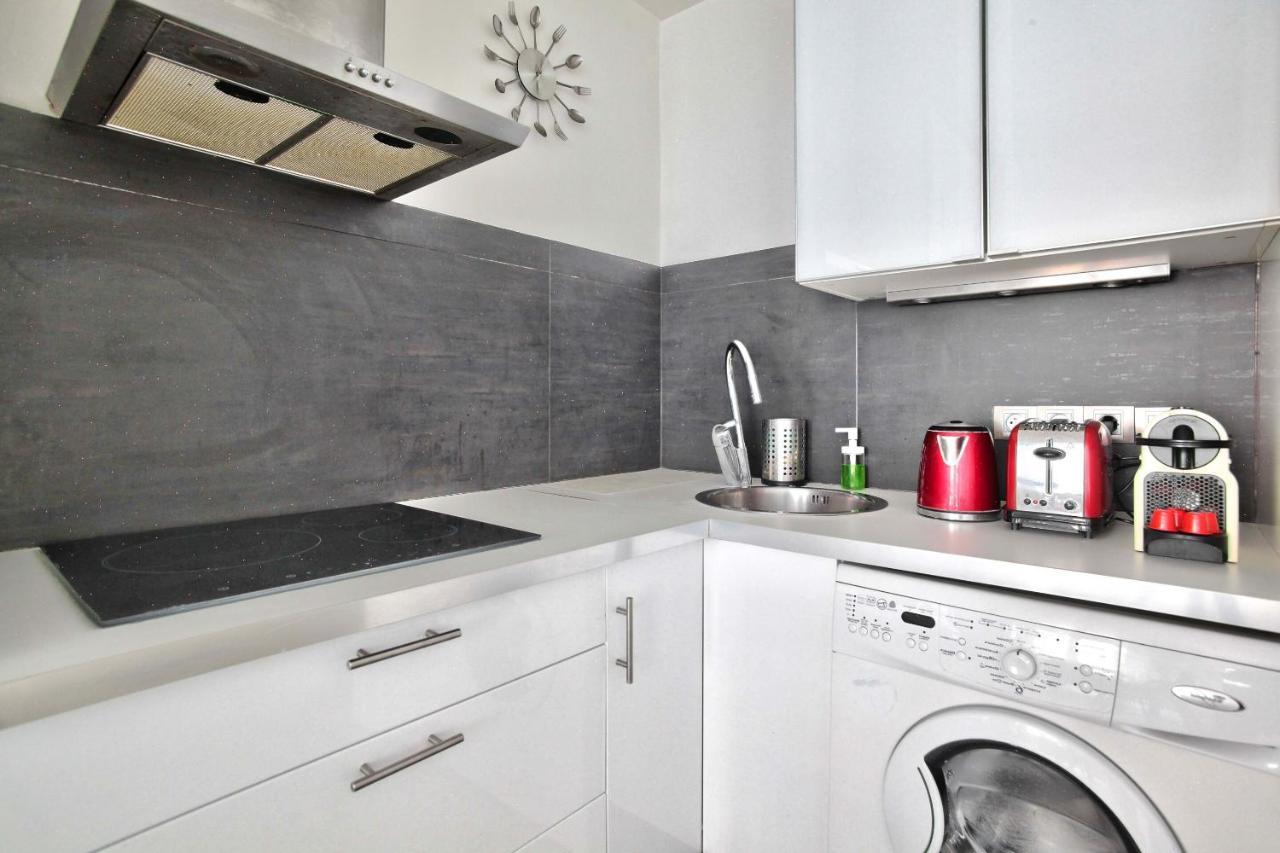 Appartement Quartier Tour Eiffel Free Netflix Paris Exteriör bild